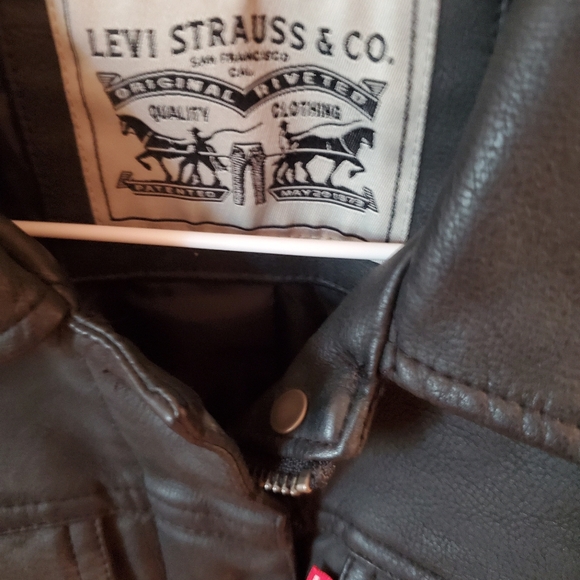 Jacket - Picture 4 of 5